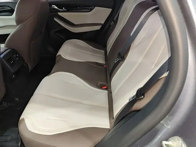 BYD Qin PLUS — Фото автомобиля 16