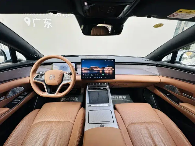 BYD Han L — Фото автомобиля 6