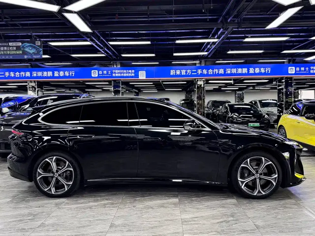 Nio ET5 Touring — Фото автомобиля 4
