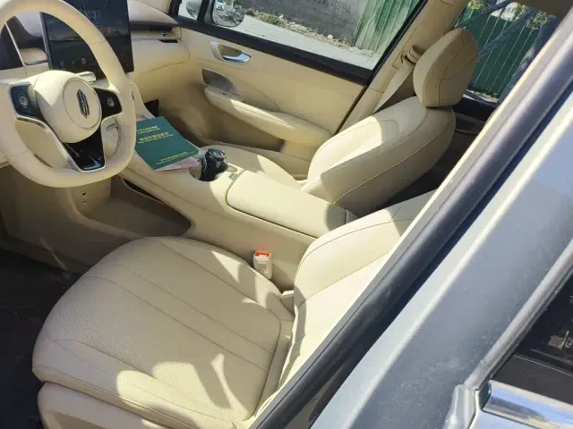 Shangjie SUV — Фото автомобиля 16