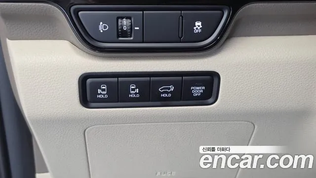 Kia Carnival 4th Gen — Фото автомобиля 28
