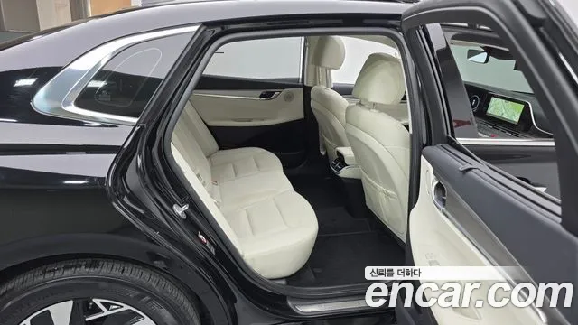 Hyundai Grandeur Grandeur (New) Hybrid — Фото автомобиля 11