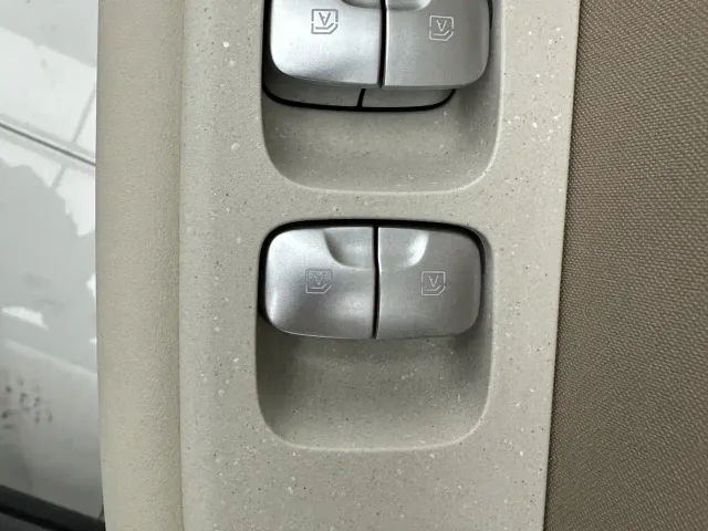 Toyota BoZhi 3X — Фото автомобиля 12