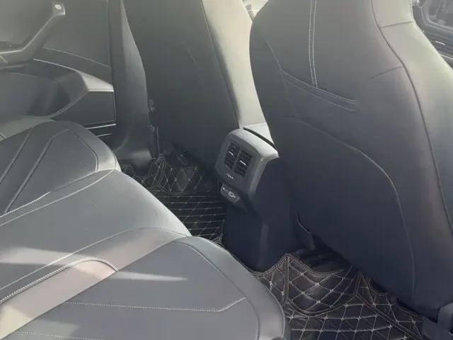 Volkswagen Tharu — Фото автомобиля 9