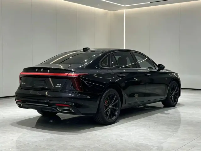 Hongqi H5 — Фото автомобиля 13
