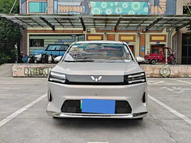 Wuling Starlight 730 — Фото автомобиля 2