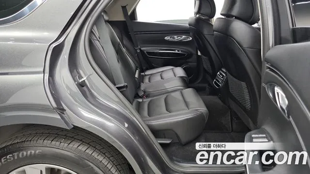 Genesis GV70 2.5T Бензин 2WD — Фото автомобиля 12