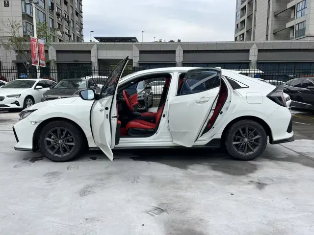 Honda Civic — Фото автомобиля 10