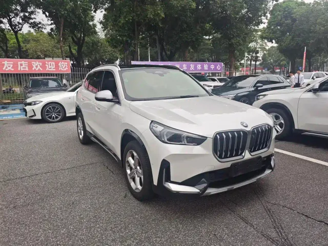 BMW X1 — Фото автомобиля 3