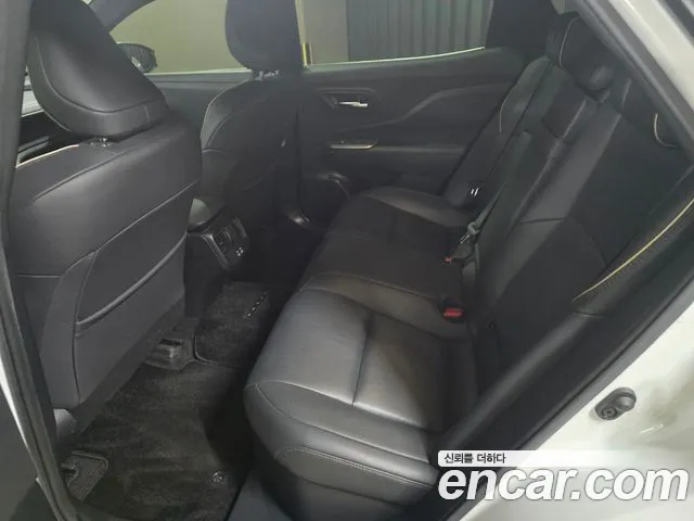 Toyota Crown — Фото автомобиля 10