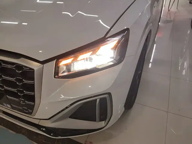 Audi Q2L — Фото автомобиля 23