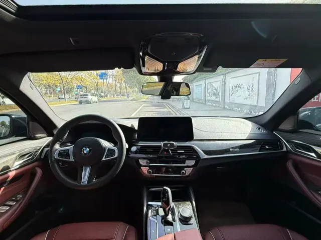 BMW 5 Series — Фото автомобиля 5