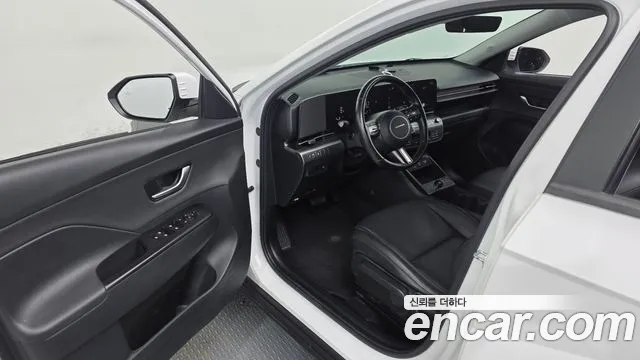 Hyundai Kona SX2 — Фото автомобиля 15