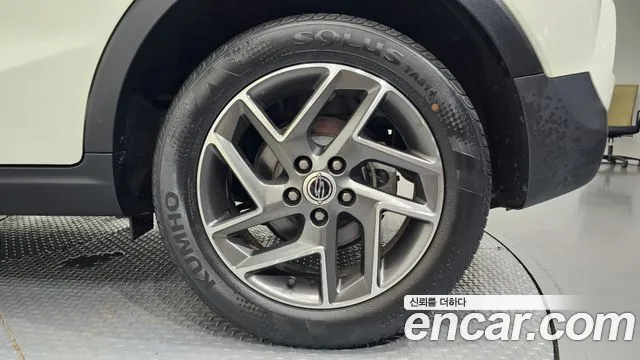 KG_Mobility_Ssangyong TIBOLI Very New Tivoli Бензин 1.5 2WD — Фото автомобиля 21