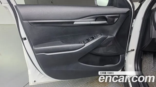Kia Seltos — Фото автомобиля 13