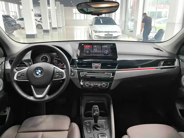 BMW X1 — Фото автомобиля 9