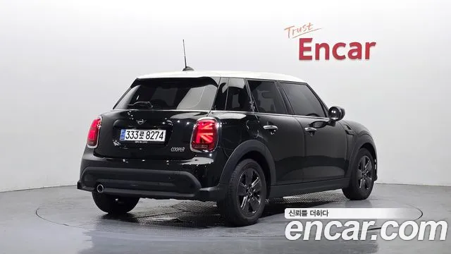 Mini Cooper Cooper 5 дверей Classic — Фото автомобиля 2
