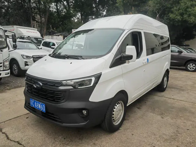 Фотография автомобиля — Ford Transit