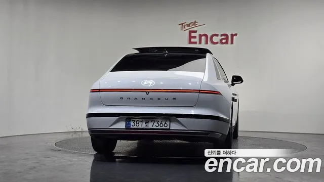 Hyundai Grandeur GN7 — Фото автомобиля 4