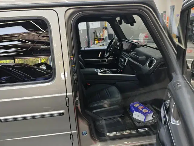 Mercedes-Benz G-Class — Фото автомобиля 11