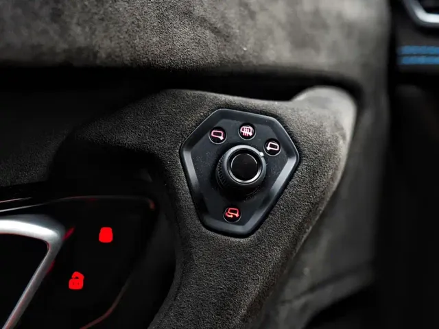 Lamborghini Huracan — Фото автомобиля 20