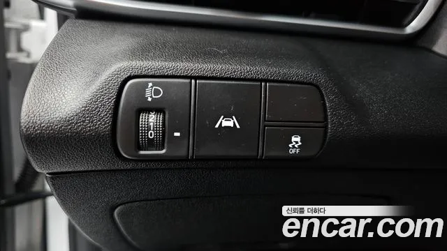 Hyundai AVANTE — Фото автомобиля 14