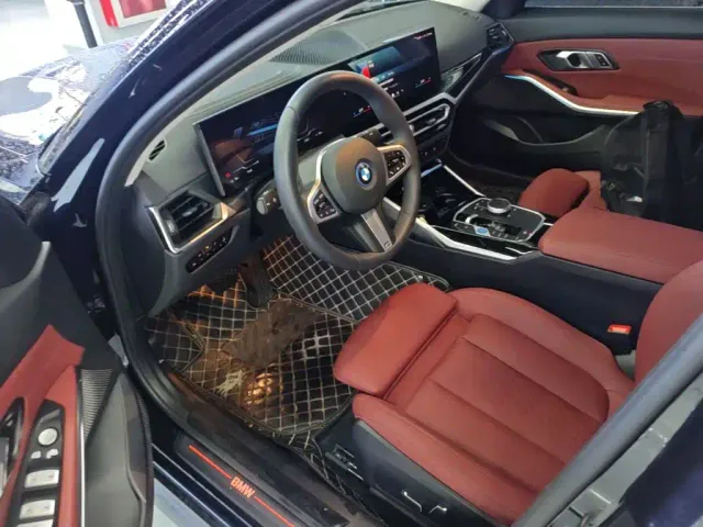 BMW i3 — Фото автомобиля 14