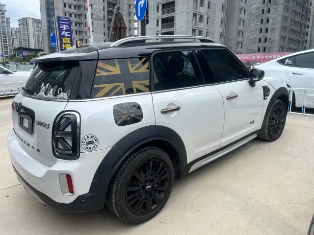 MINI Hatch — Фото автомобиля 4
