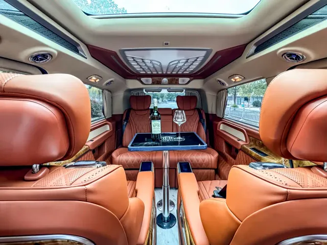 Mercedes-Benz V-Class — Фото автомобиля 14