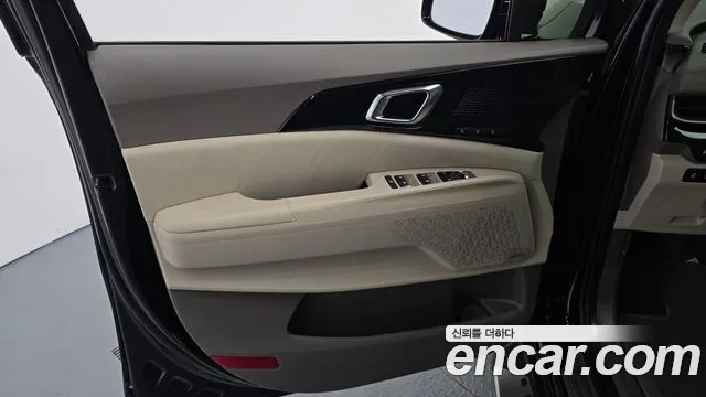 Kia Carnival 4th Gen — Фото автомобиля 13