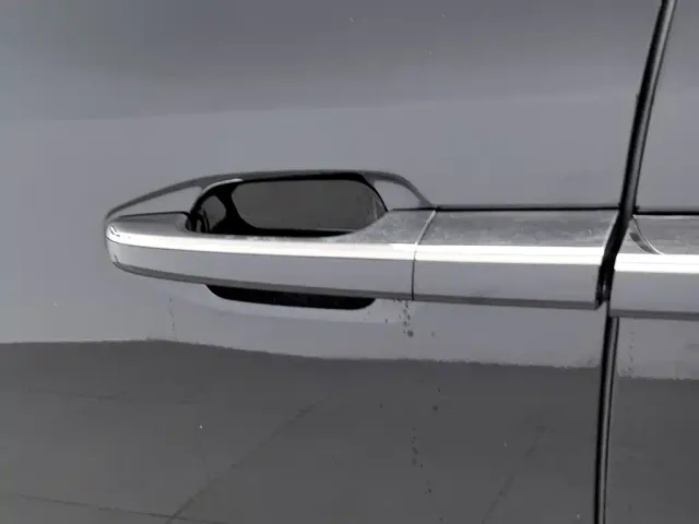 GAC Trumpchi M8 — Фото автомобиля 18