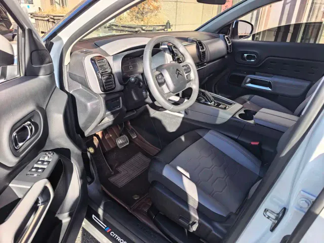 Citroen Tianyi C5 AIRCROSS — Фото автомобиля 5