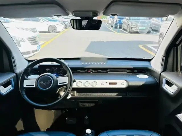 Wuling Hongguang Mini EV — Фото автомобиля 9