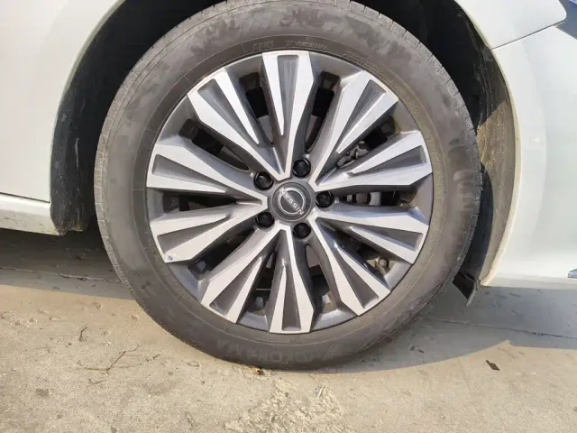 Nissan Teana — Фото автомобиля 24
