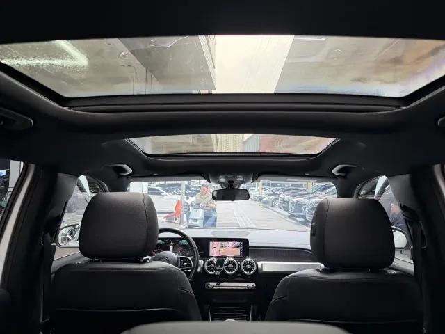 Mercedes-Benz GLB-Class — Фото автомобиля 18