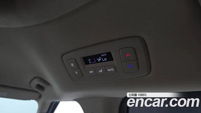 Kia Canival Carnival 4 поколение Бензин 9 мест Hi-Limousine — Фото автомобиля 22