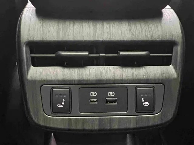 Nissan Ariya — Фото автомобиля 16