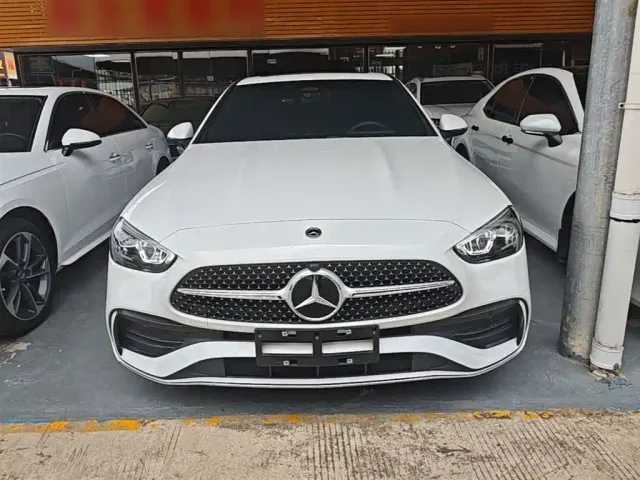 Mercedes-Benz C-Class — Фото автомобиля 2
