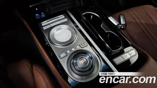 Genesis G80 Бензин 2.5 турбо AWD — Фото автомобиля 7