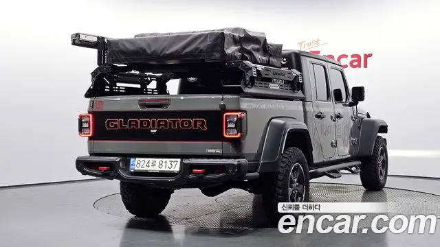 Jeep Gladiator JT — Фото автомобиля 2