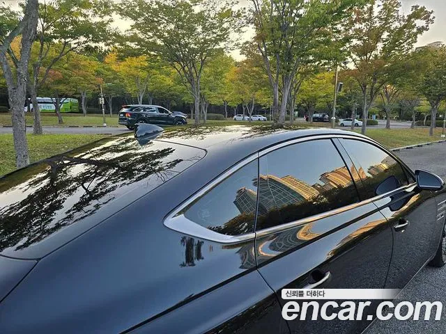 Genesis G80 RG3 — Фото автомобиля 2