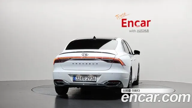 Hyundai Grandeur New — Фото автомобиля 4
