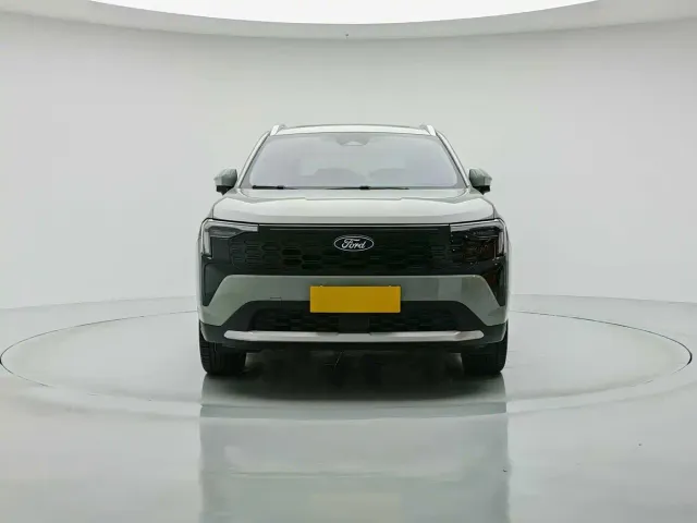 Ford Lingrui — Фото автомобиля 4