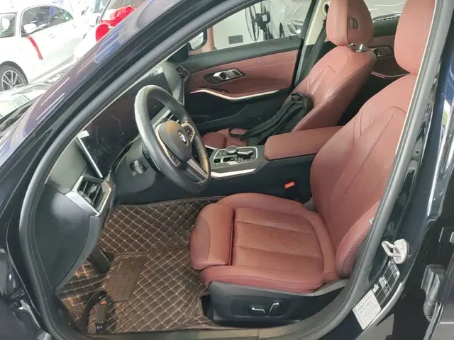 BMW 3 Series — Фото автомобиля 14
