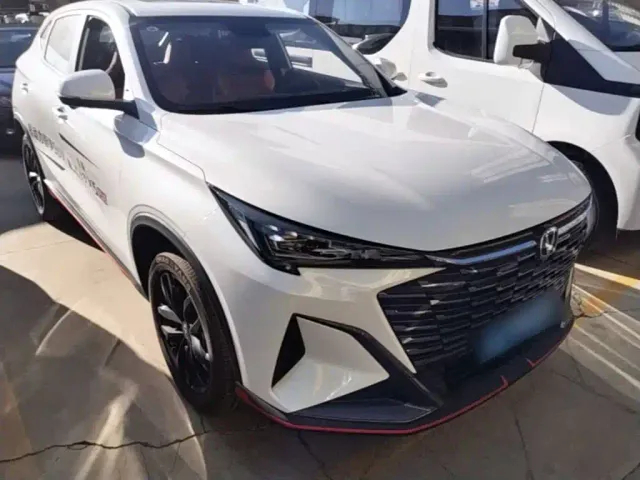 Changan X5 Plus — Фото автомобиля 3