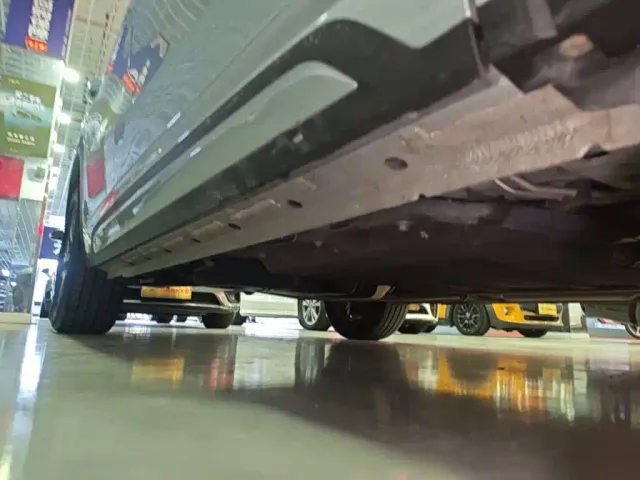 Geely Galaxy Starship 7 EM-i — Фото автомобиля 20