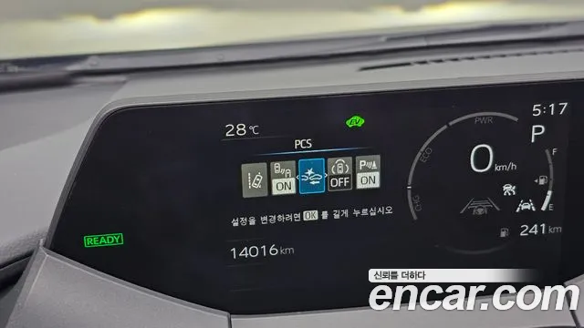 Toyota Prius — Фото автомобиля 19
