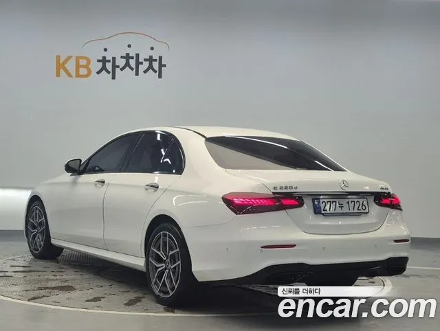 Mercedes-Benz E-Class W213 — Фото автомобиля 2