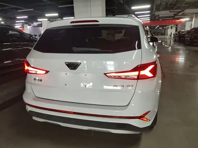 Jetta VS7 — Фото автомобиля 5