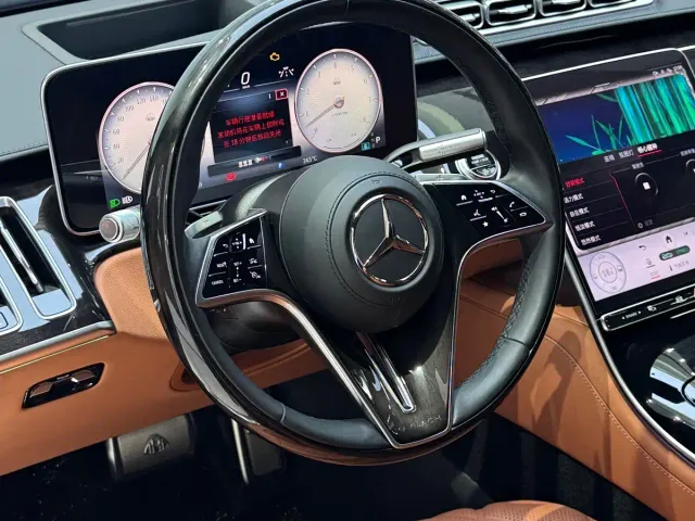 Mercedes-Benz Maybach S-Class — Фото автомобиля 14